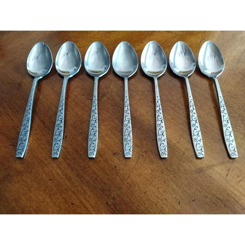 Vtg Lot 7 Dinner Spoons Stainless Grand Prix Florentine Black Swirl Design Japan